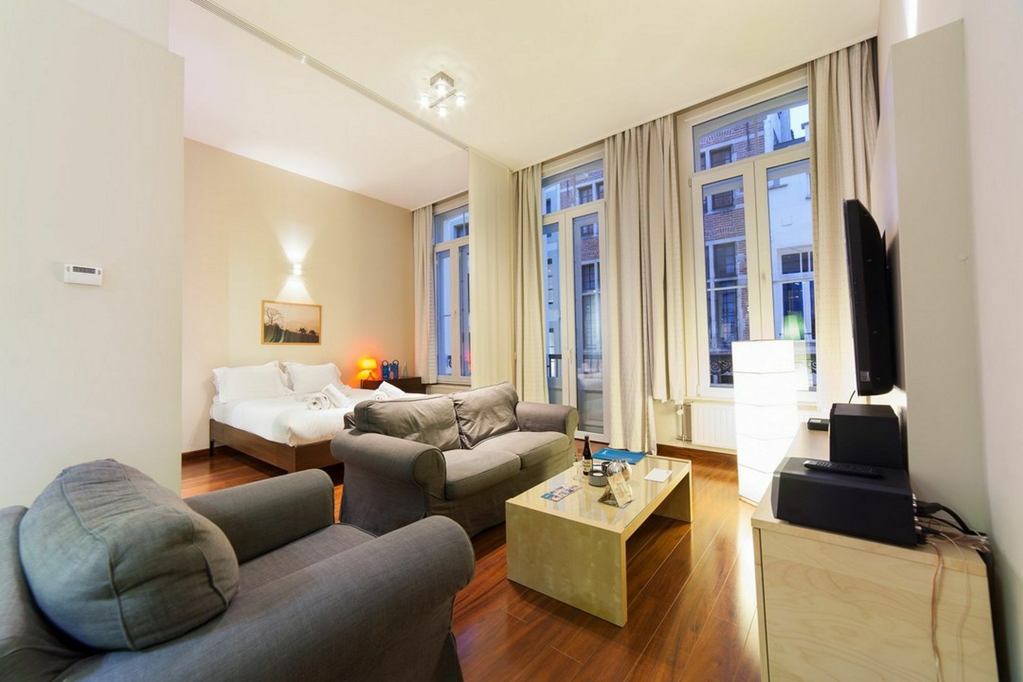 Sweet Inn Apartments - Grand Place Брюссель Экстерьер фото